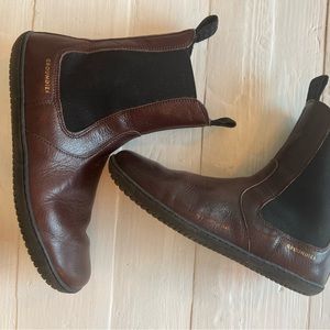 Groundies Camden Barefoot Brown Chelsea Boot